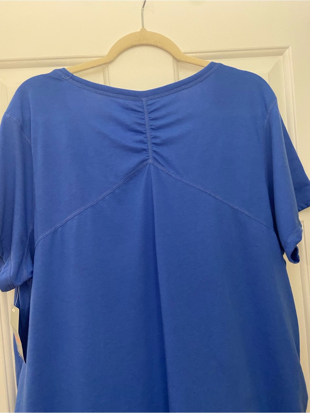Danskin Women's Short Sleeve Tee in Blue for Workout or Casual - CUTE! - Picture 3 of 7